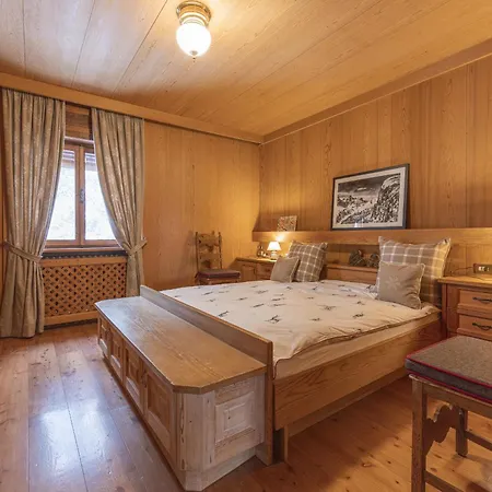 Casa Merisanda, Confortevole E Immersa Nel Cortina dʼAmpezzo